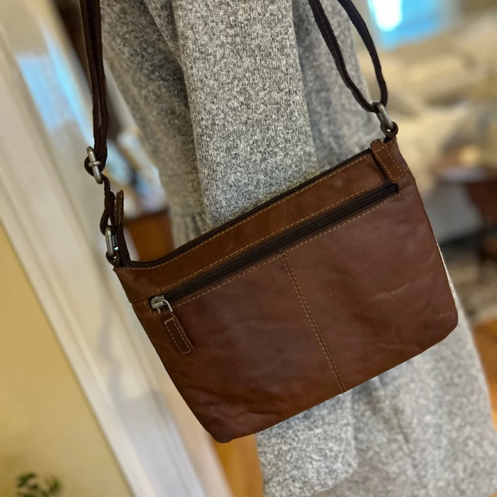 Jack Georges Voyager Brown Leather Front Zip Pocket Crossbody Bag Purse